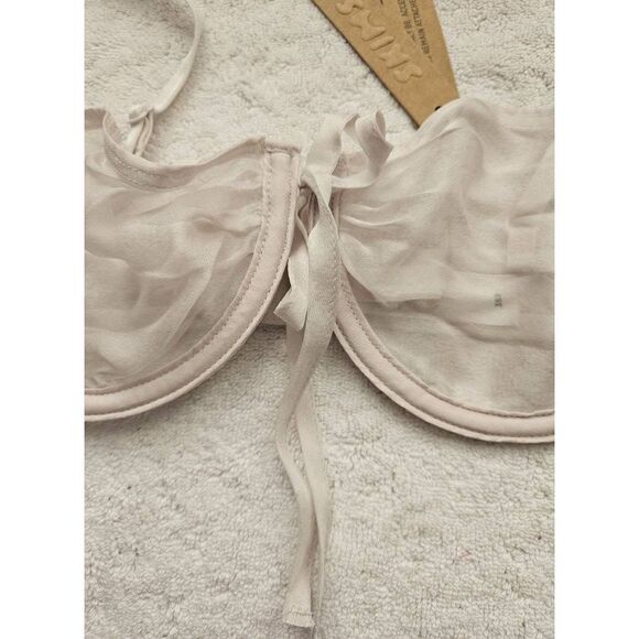 Skims Silk underwire bra Nwt - Picture 3 of 8
